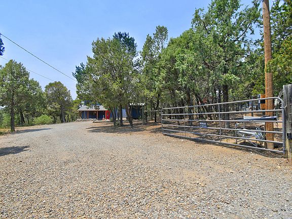 2nd image of 216 Raven Rd