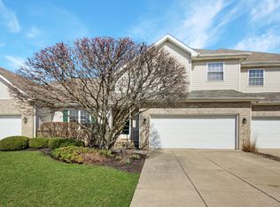 8109 Victoria Pl, Crown Point, IN 46307