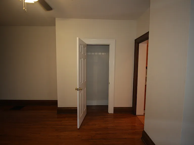 74 W Greenwood Ave — Photo 22