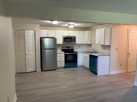 2nd image of 6822 Plaza Dr APT 2