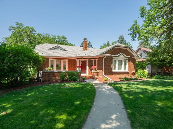 2403 E Solway St, Sioux City, IA 51104