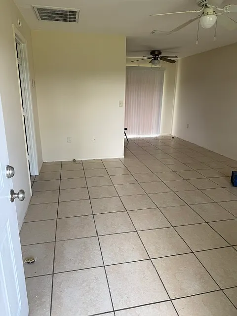 1 bed, 500 sqft, $800 — Photo 1