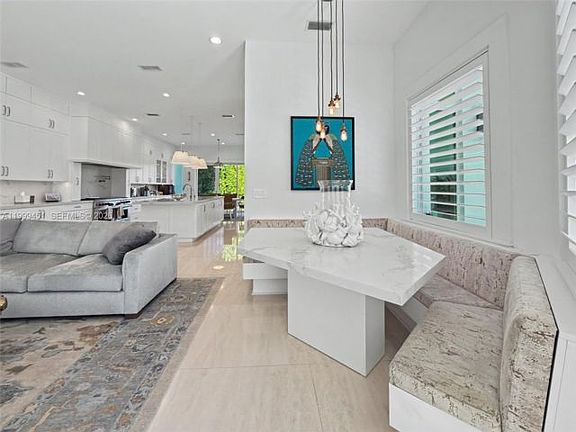 5th image of 13689 Deering Bay Dr #13689