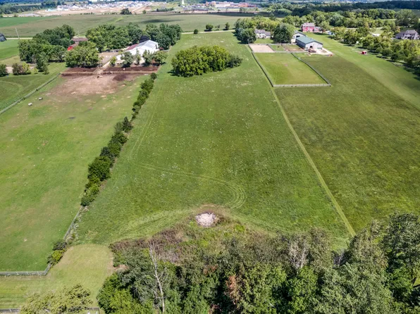 45 W Kelley Rd, Hampshire, IL 60140