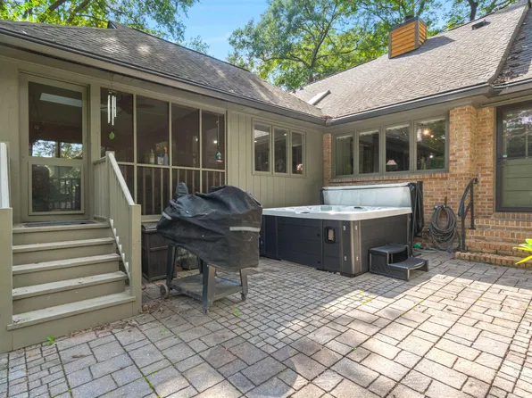 102 Dawnshire Ct, Summerville, SC 29485