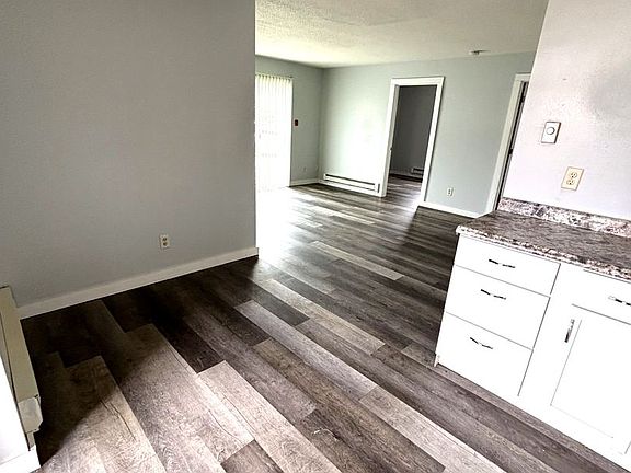 2nd image of 333 6th St S APT 3