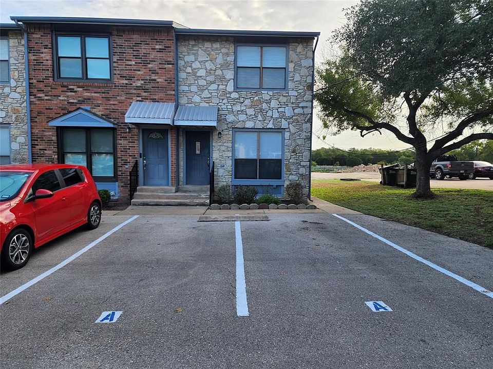 1st image of 3005A Whisper Oaks Ln