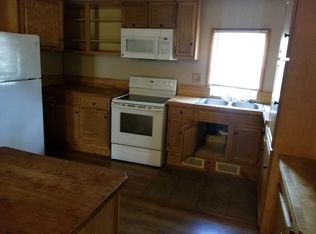 110 W Agnes St, Mc Louth, KS 66054