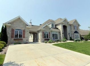 910 Hidden Cave Rd, Madison, WI 53717