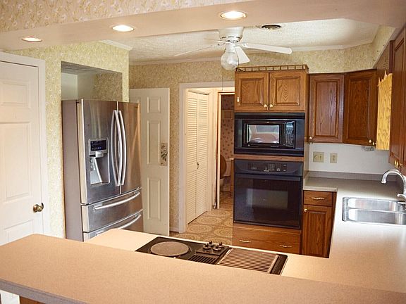 5th image of 116 Vincewood Dr