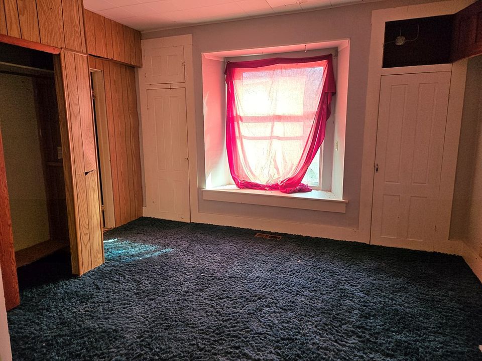 13th image of this home