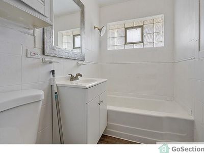 11604 S Church St, Chicago, IL, 60643