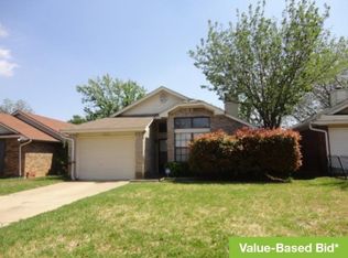 1421 Eastview St, Fort Worth, TX 76134
