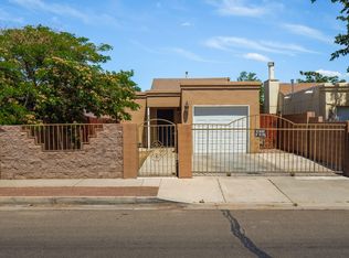 904 W Sky St SW, Albuquerque, NM 87121