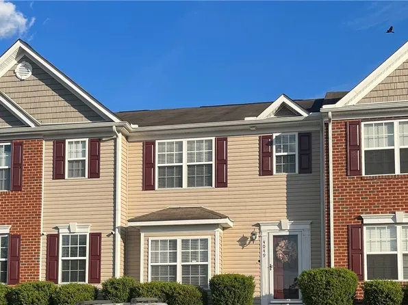 4049 Eagle Dr, Hopewell, VA 23860