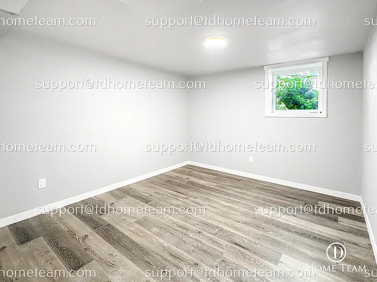 405 Maple Ave NW — Photo 21