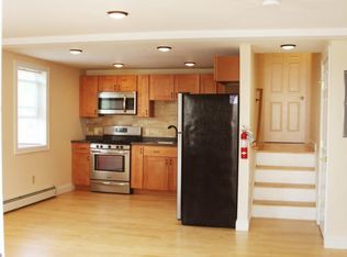 158 North St, Burlington, VT 05401