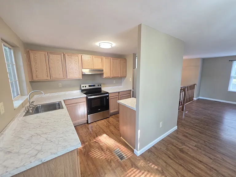 9214 Emmett Rd — Photo 6