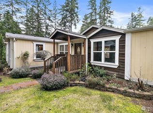 320 NE Collins Lake Dr, Tahuya, WA 98588