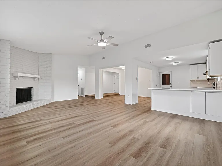 24014 Nomini Hall Ln — Photo 9