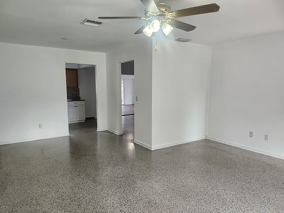 5th image of 7723 W Pocahontas Ave