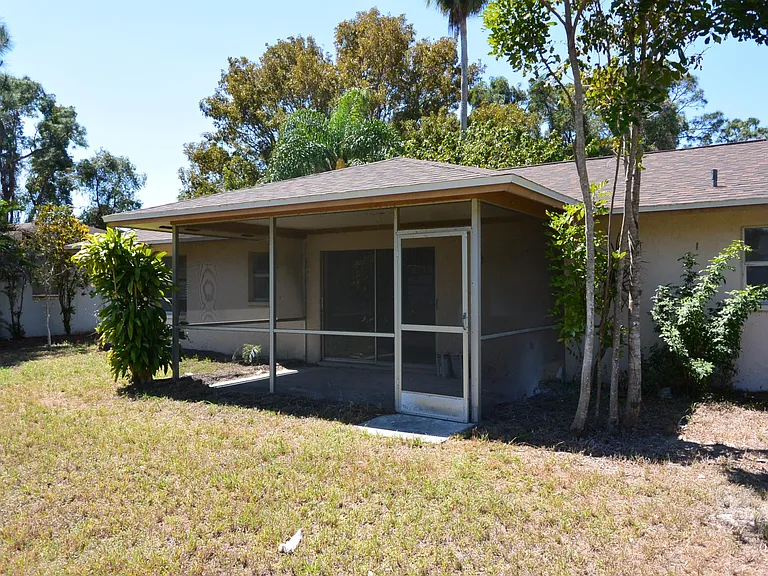 Sebring Rd — Photo 2