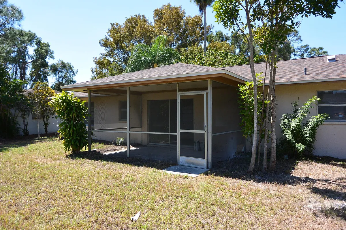 Building Photo - Sebring Rd