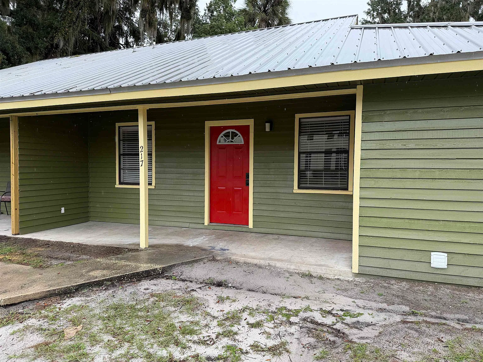2 bed, 840 sqft, $1,500 — Photo 1