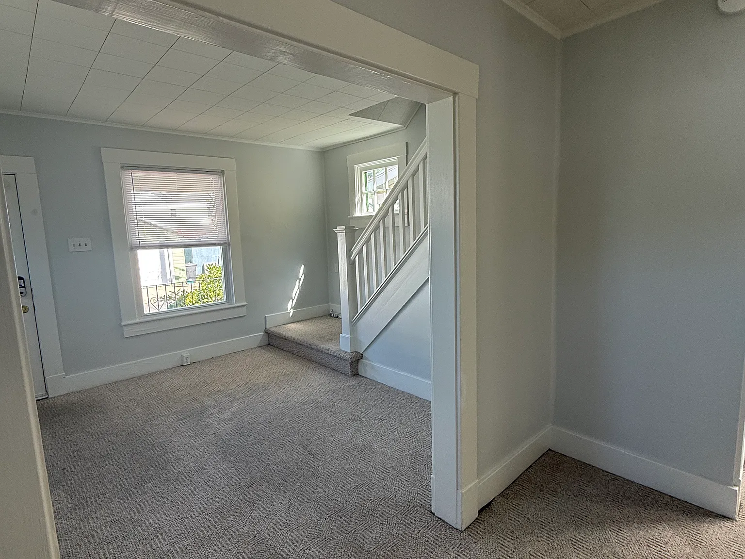 3 bed, 1.5 bath, 1024 sqft, $1,295 — Photo 4