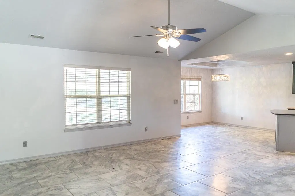 2230 S Country Club Dr, Joplin, MO 64804 — Photo 3