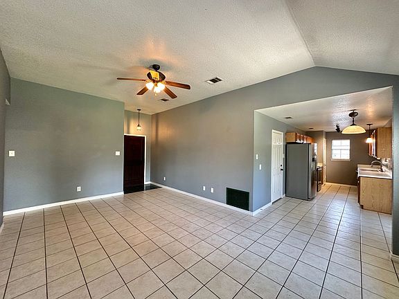 5th image of 3407 Christina Ln