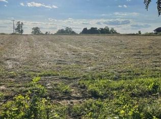 C Locust Ln, Lancaster, KY 40444