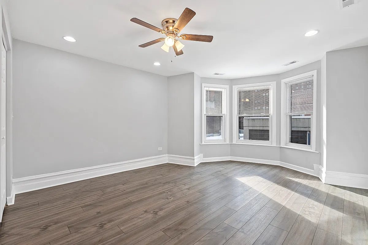 Building Photo - 1131 N State St #3C