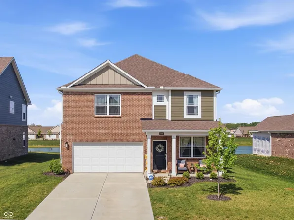 5906 Aleppo Ln, Greenwood, IN 46143