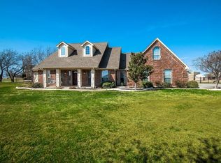 2700 Comanche Moon Dr, Fort Worth, TX 76179