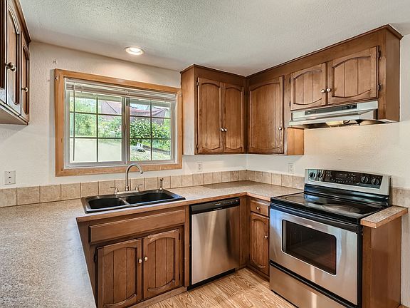 2nd image of 3920 70th Avenue Ct W #B