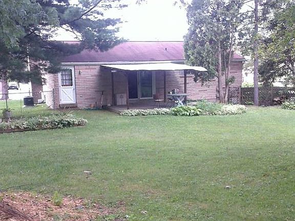 3rd image of 64 Nancy Dr