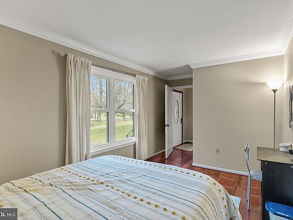 5th image of 8100 Simpson Farm Rd