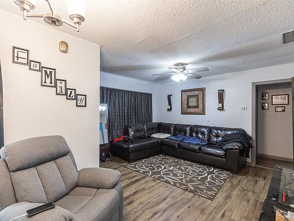 5th image of 310 Hawthorne St