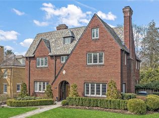 625 East Dr, Sewickley, PA 15143