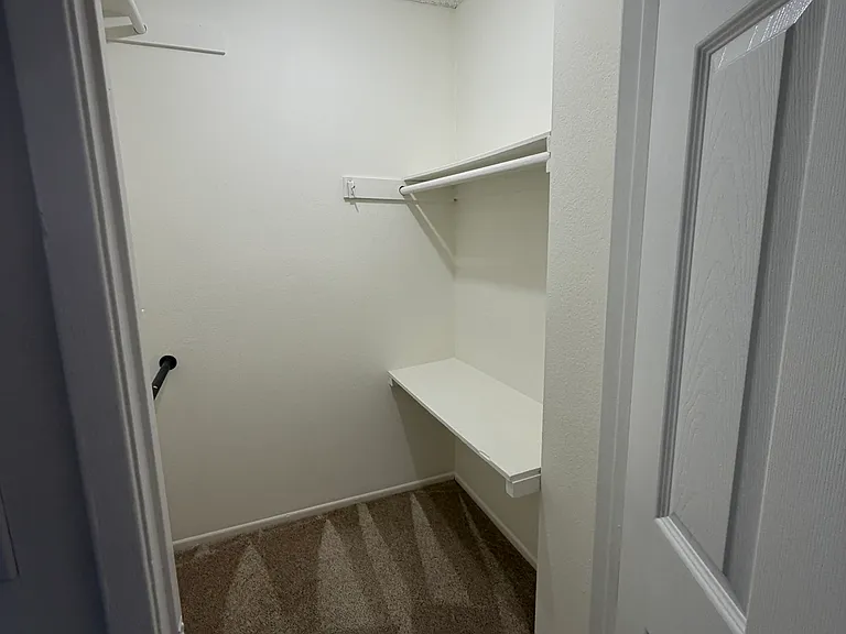 9131 Burnet Ave — Photo 6