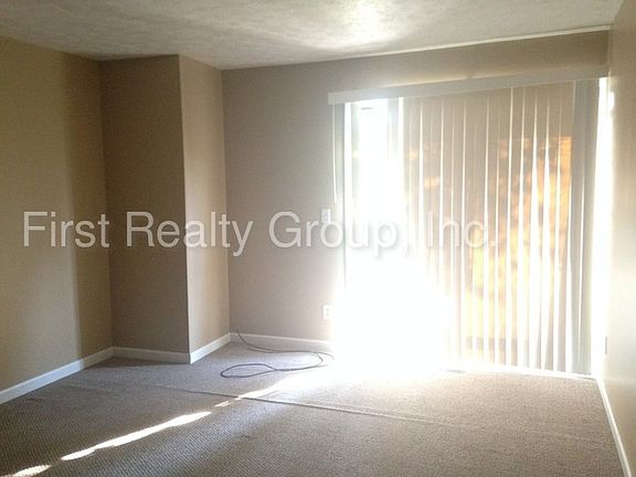 5th image of 22 Highridge Ct