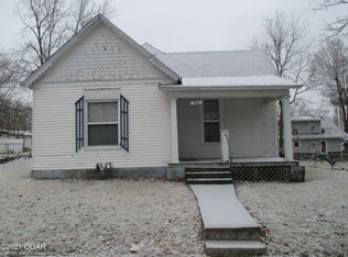 516 Wooster St, Carthage, MO 64836