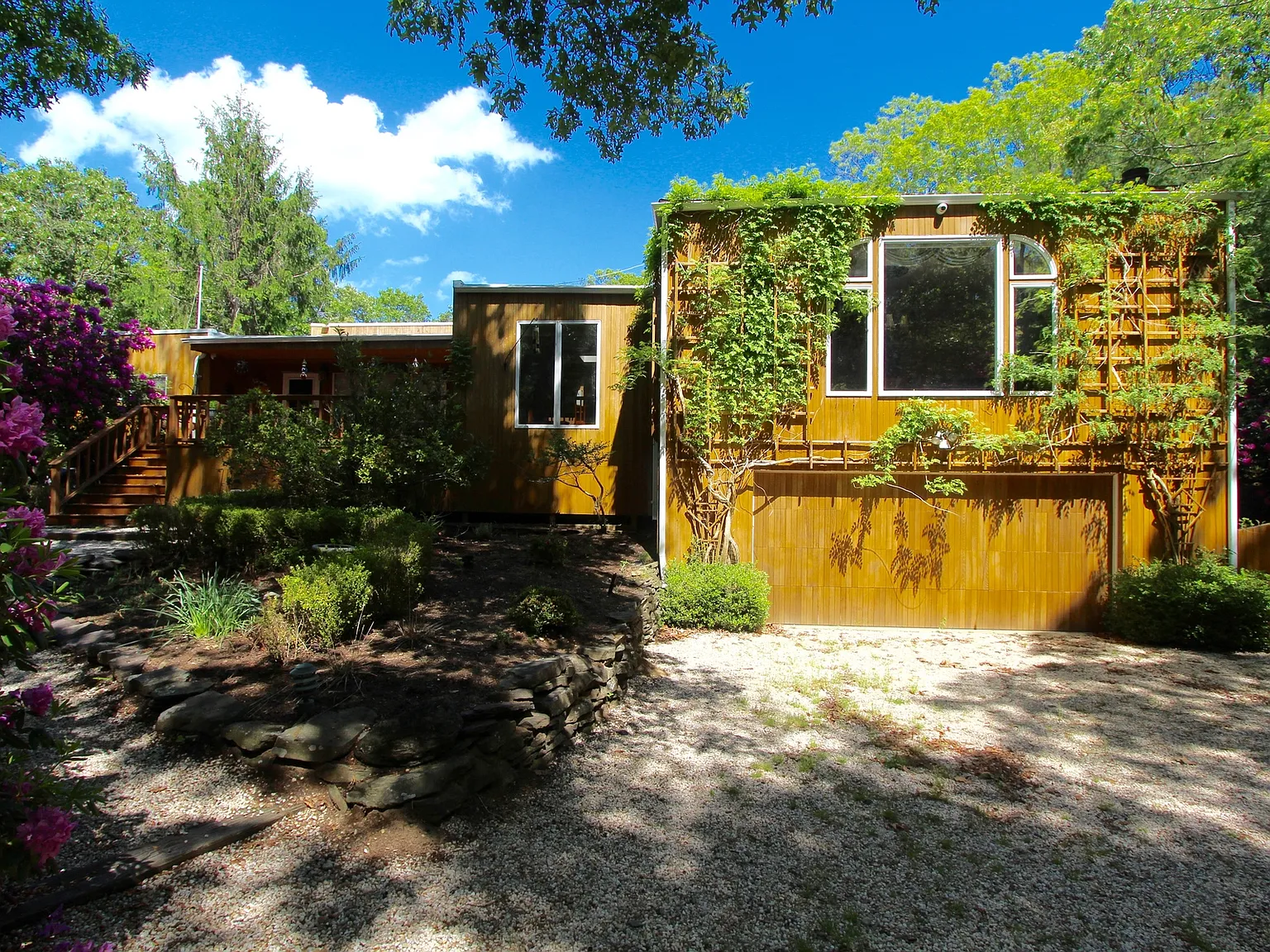Summer Retreat in East Hampton — Photo 3