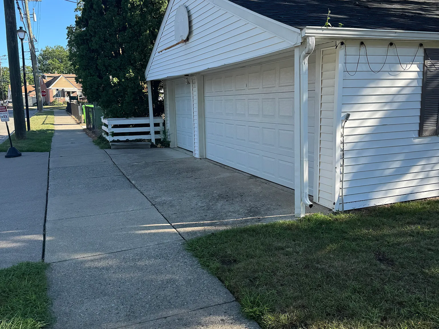22750 Law St — Photo 3