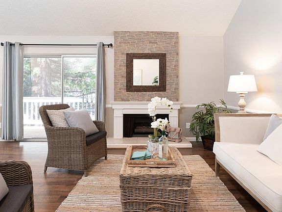 4th image of 1119 Indian Summer Ct