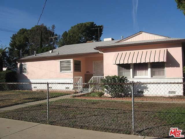 1st image of 11855 Lemay St