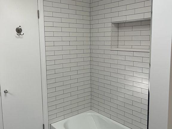 3rd image of 779 N Lafayette St