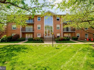 3330 Spring Ln APT D36, Falls Church, VA 22041