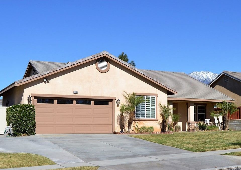 1st image of 35640 Oak Creek Dr